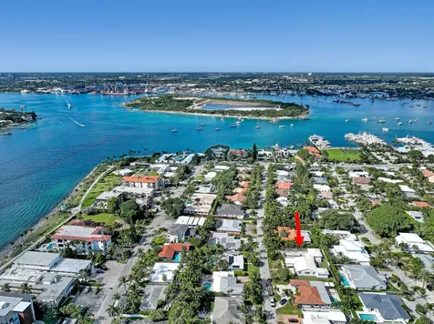 225 Linda Lane Palm Beach Shores FL 33404