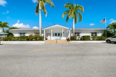 4300 Se Saint Lucie Boulevard Stuart FL 34997