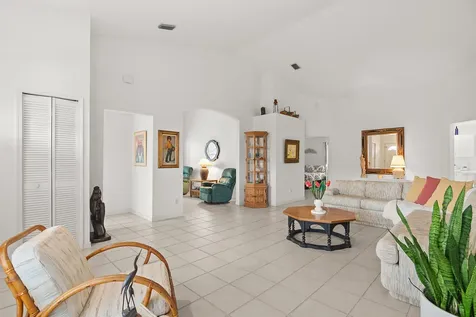 410 Nw Tuscany Court Port Saint Lucie FL 34986