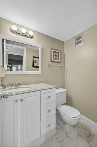 64 Canterbury C West Palm Beach FL 33417