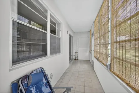 64 Canterbury C West Palm Beach FL 33417