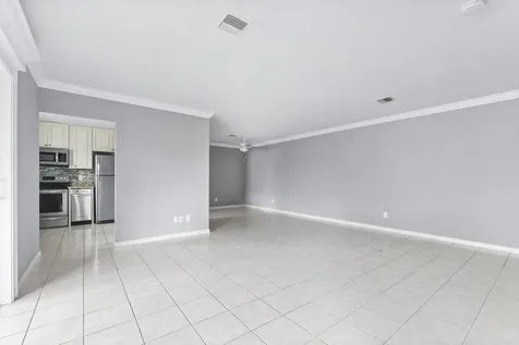 1205 S Lakes End Drive Fort Pierce FL 34982