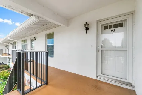 1205 S Lakes End Drive Fort Pierce FL 34982