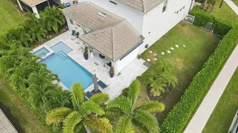 1592 Bursera Terrace Hollywood FL 33021