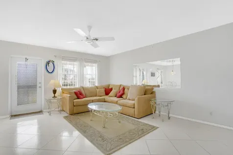143 Somerset G West Palm Beach FL 33417