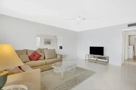 143 Somerset G West Palm Beach FL 33417
