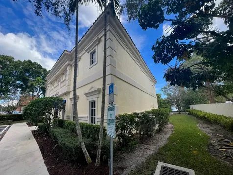 12010 Us Highway 1 North Palm Beach FL 33408