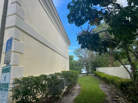 12010 Us Highway 1 North Palm Beach FL 33408