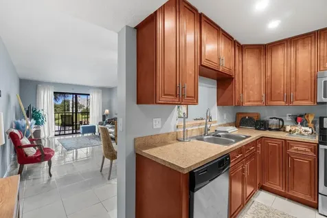 5884 Morningstar Circle Delray Beach FL 33484