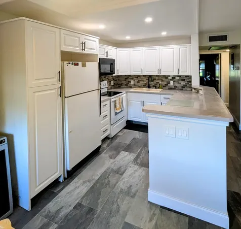 7 Hastings A West Palm Beach FL 33417