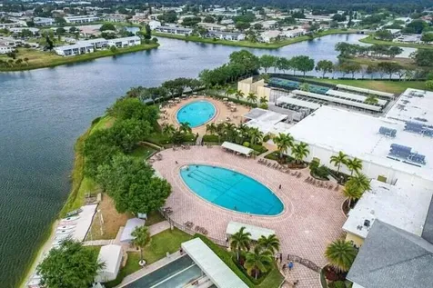 7 Hastings A West Palm Beach FL 33417