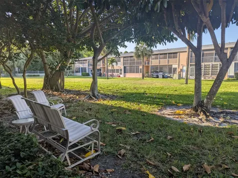 7 Hastings A West Palm Beach FL 33417