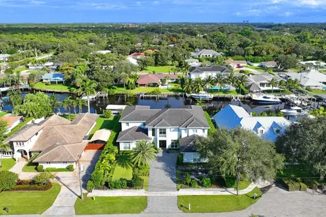 2169 Driftwood Circle Palm Beach Gardens FL 33410