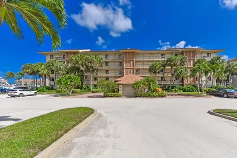 2401 Marina Isle Way Jupiter FL 33477