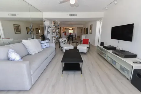 2401 Marina Isle Way Jupiter FL 33477