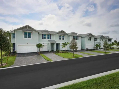586 Salisbury Circle Fort Pierce FL 34982
