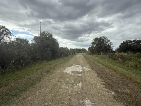 18677 NW 270th Street Okeechobee FL 34972