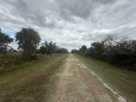 18677 NW 270th Street Okeechobee FL 34972