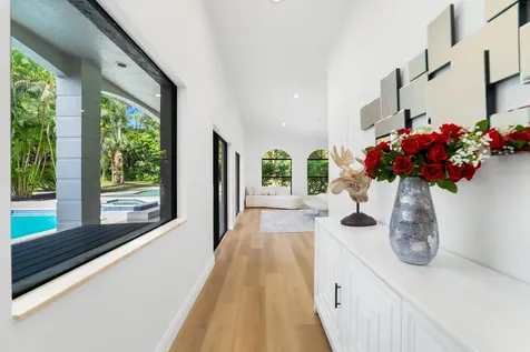 12677 Pineacre Lane Wellington FL 33414