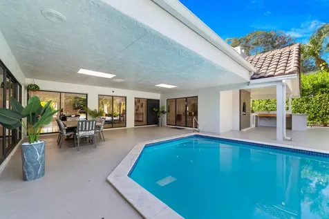 12677 Pineacre Lane Wellington FL 33414