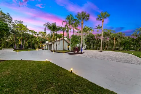 12677 Pineacre Lane Wellington FL 33414