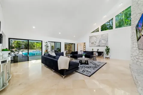 12677 Pineacre Lane Wellington FL 33414