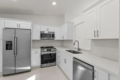 8273 Springtree Road Boca Raton FL 33496