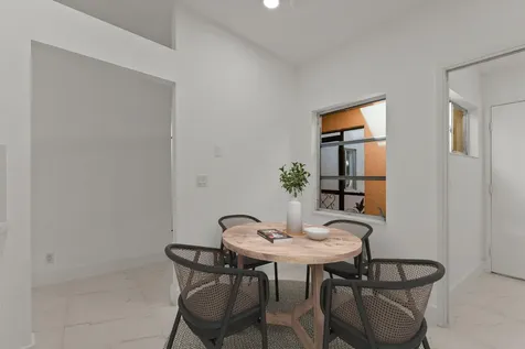 8273 Springtree Road Boca Raton FL 33496