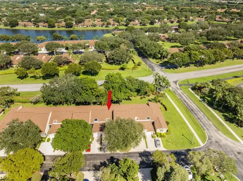 8273 Springtree Road Boca Raton FL 33496