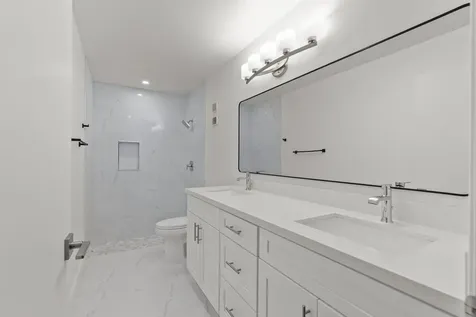 8273 Springtree Road Boca Raton FL 33496