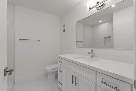 8273 Springtree Road Boca Raton FL 33496