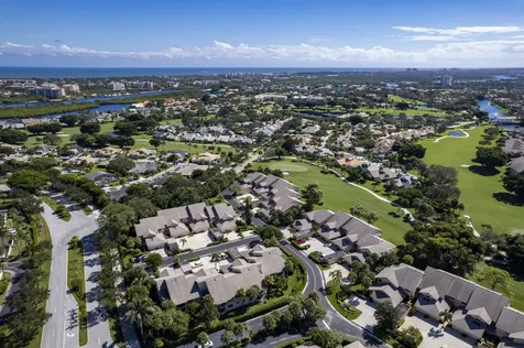 17137 Waterbend Drive Jupiter FL 33477