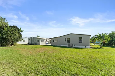 2733 Sw Thunderbird Trail Stuart FL 34997