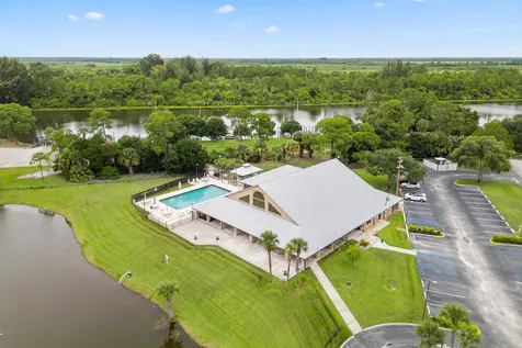 2733 Sw Thunderbird Trail Stuart FL 34997