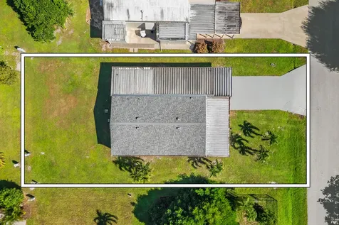 2733 Sw Thunderbird Trail Stuart FL 34997