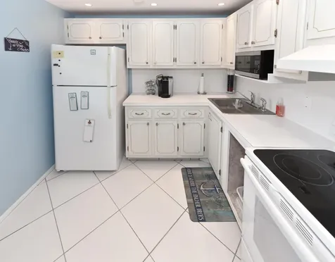 2182 Ne 1st Way Boynton Beach FL 33435