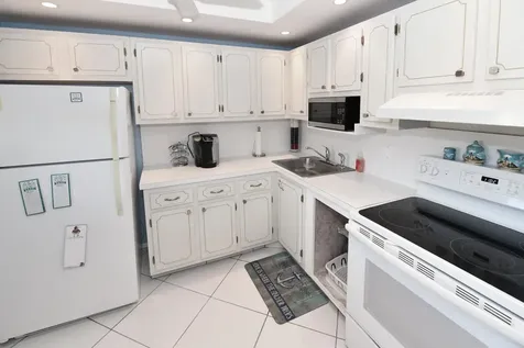 2182 Ne 1st Way Boynton Beach FL 33435