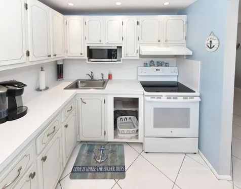 2182 Ne 1st Way Boynton Beach FL 33435