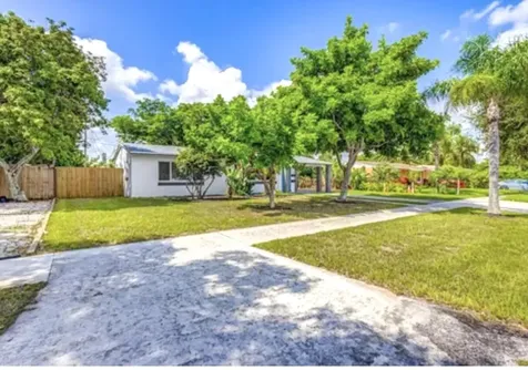 512 Bayberry Drive Lake Park FL 33403