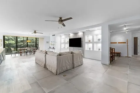 122 Andrews Avenue Delray Beach FL 33483