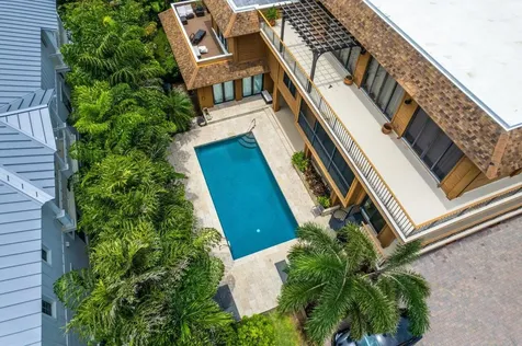 122 Andrews Avenue Delray Beach FL 33483