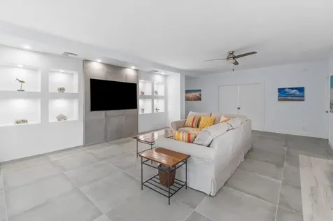 122 Andrews Avenue Delray Beach FL 33483