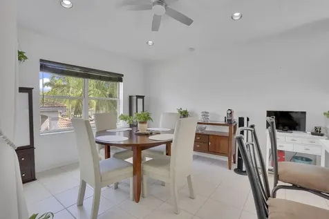 7911 Laina Lane Boynton Beach FL 33437