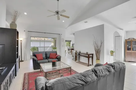 7911 Laina Lane Boynton Beach FL 33437