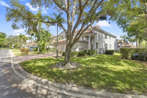 7911 Laina Lane Boynton Beach FL 33437