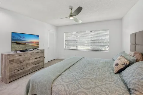 10 Southport Lane Boynton Beach FL 33436