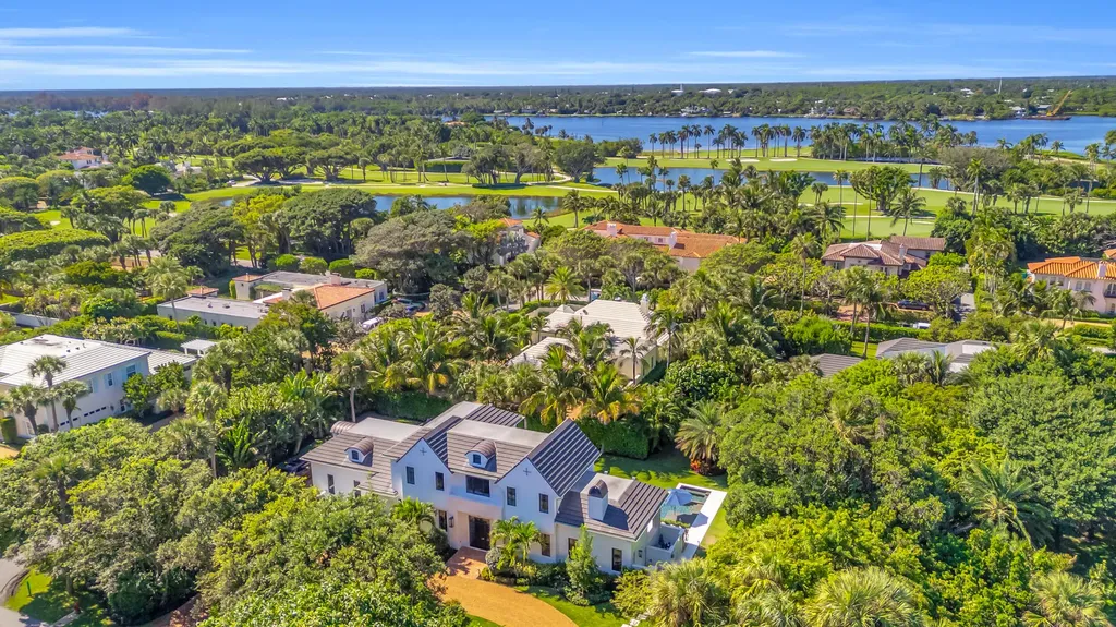 44 S Beach Road Jupiter Island FL 33455