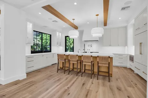 44 S Beach Road Jupiter Island FL 33455
