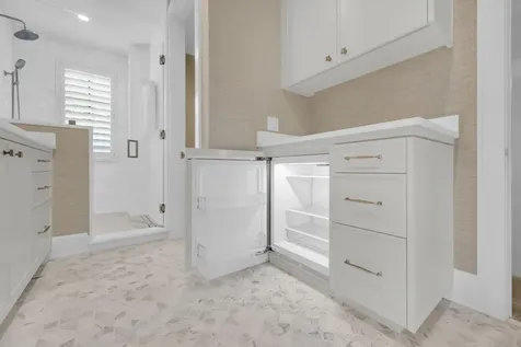 44 S Beach Road Jupiter Island FL 33455