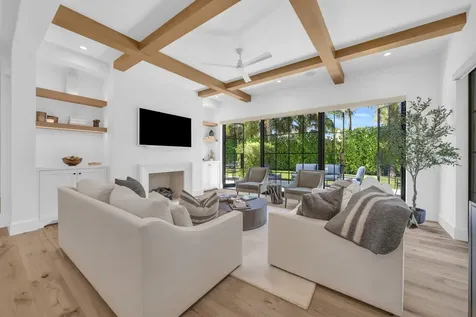 44 S Beach Road Jupiter Island FL 33455